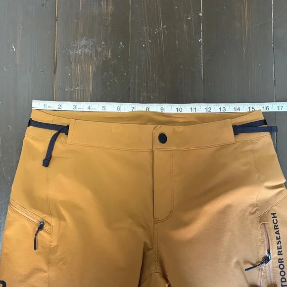 Outdoor Research women’s freewheel ride shorts bronze 8 NWT - Picture 6 of 7